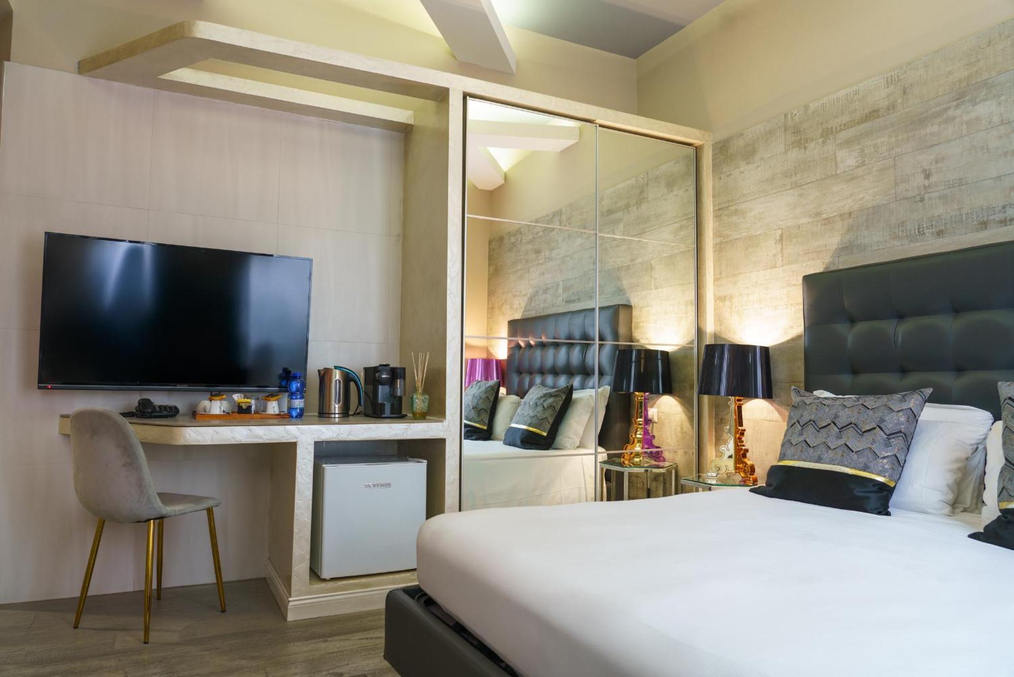 Corso Boutique Luxury Roma